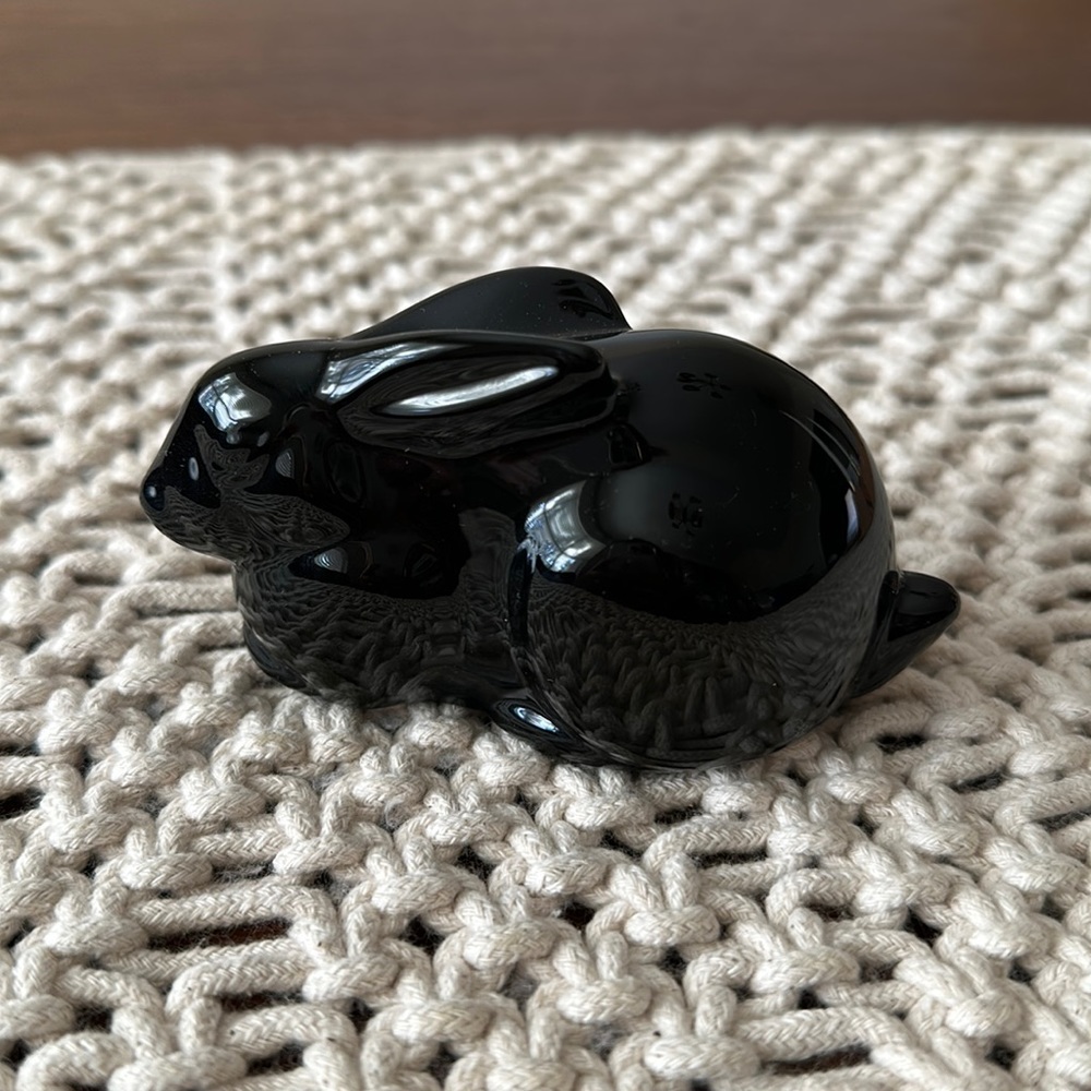 Black onyx Baccarat rabbit